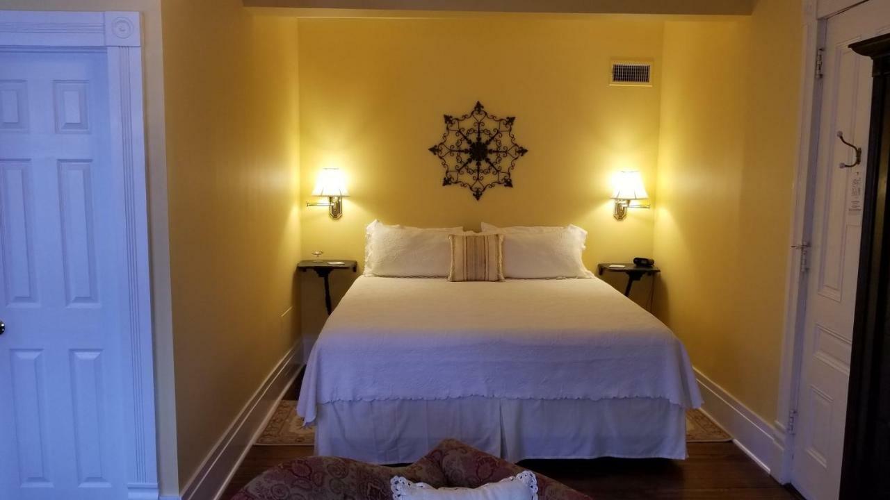 C.W. Worth House Bed And Breakfast Wilmington Eksteriør bilde